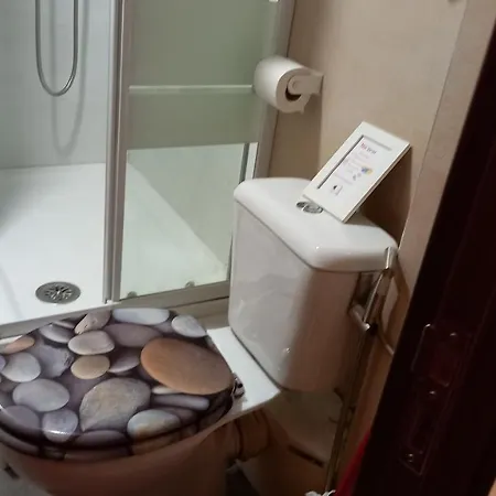 Homestay szállás Individual Con Tv Centro